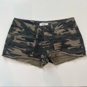 Camo jean shorts